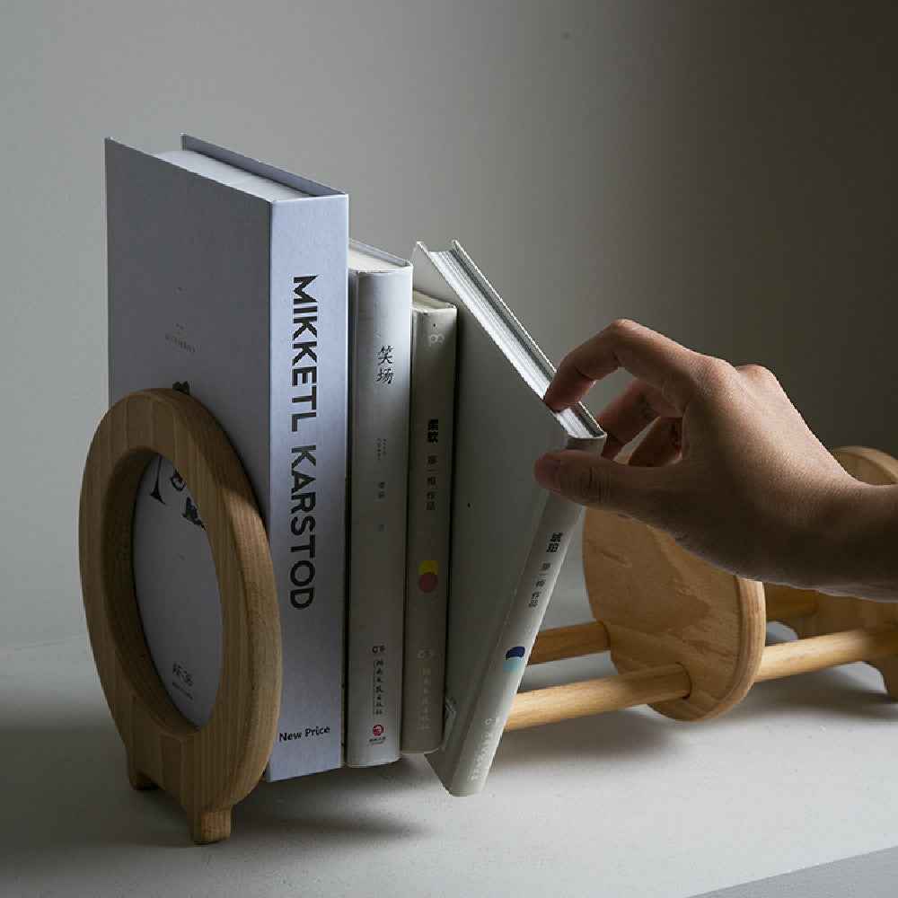 Wooden Desktop Bookshelf - Adjustable & Stylish for Your Space