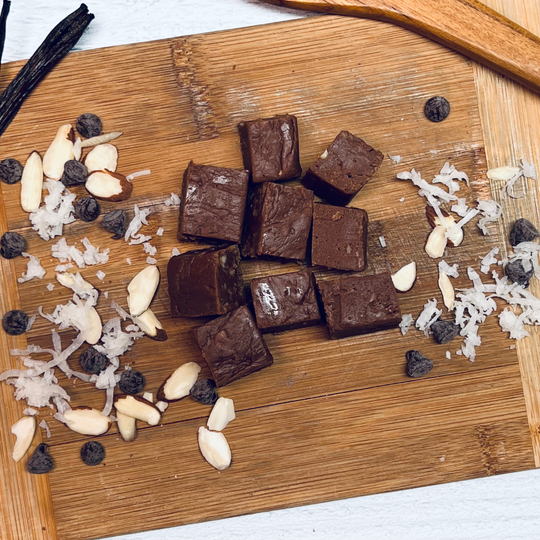 Handmade Chocolate Almond Coconut Fudge | Meem&