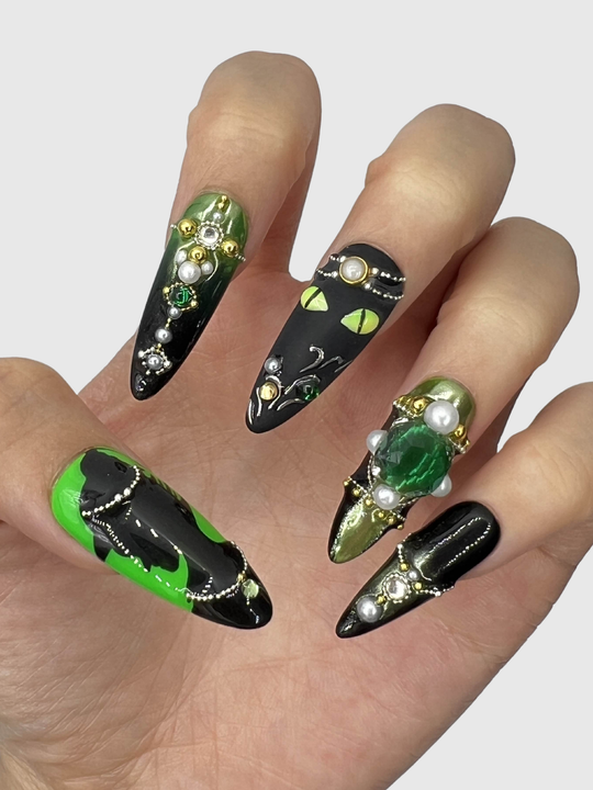 Witch&