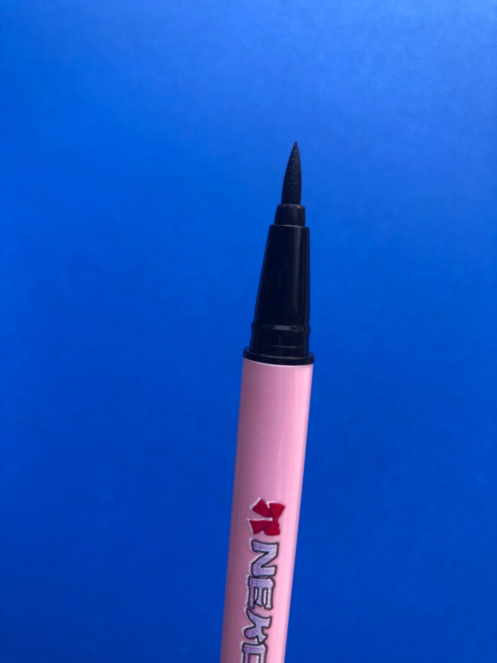 Gamer Girl Adhesive Eyeliner - Waterproof & Long-Lasting