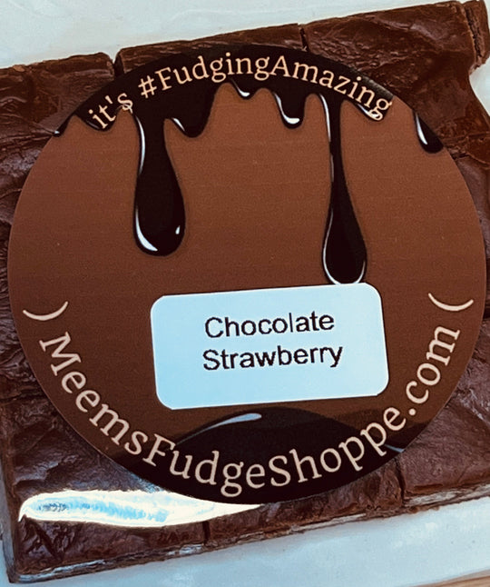 Handmade Chocolate Strawberry Fudge | Meem&